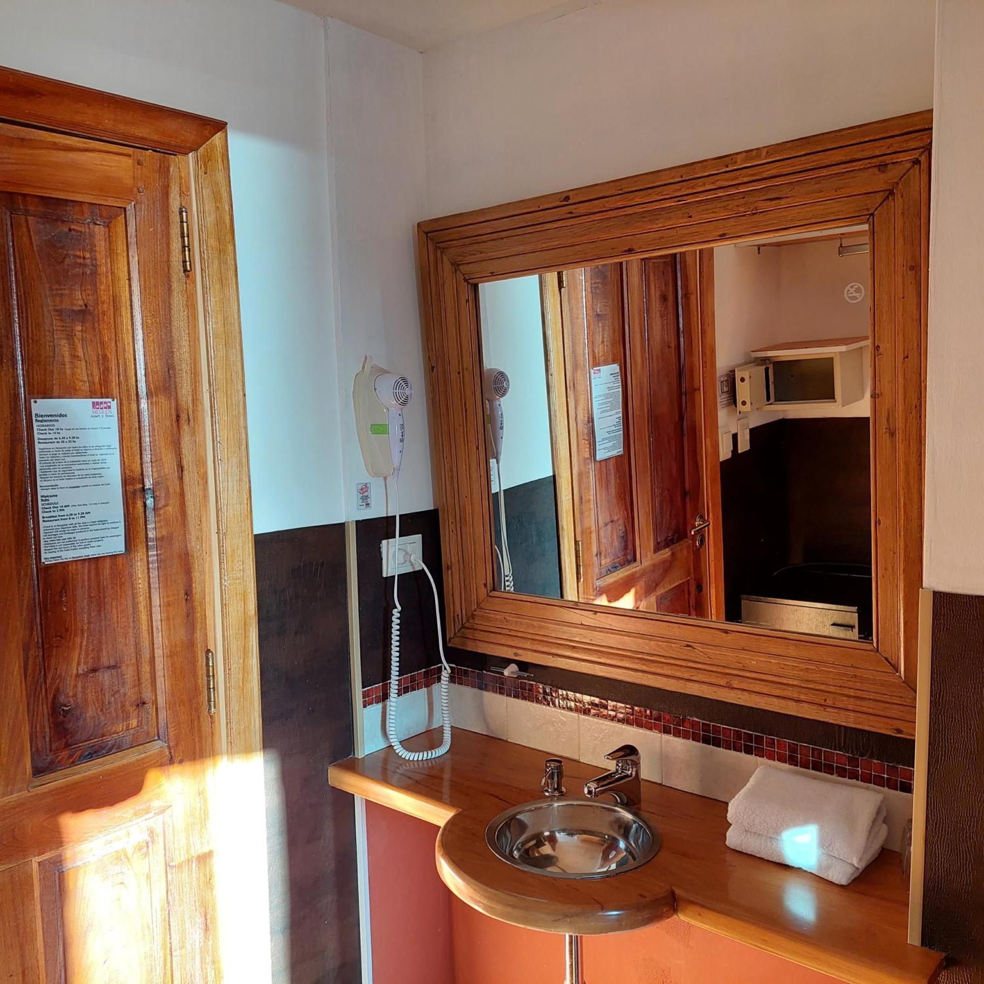 Meulen Hosteria Y Apart El Calafate Ngoại thất bức ảnh
